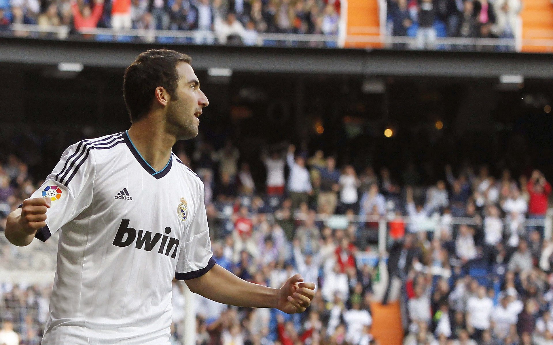 体育营销新玩法:内容创作与粉丝社群共振,体育营销十大经典案例